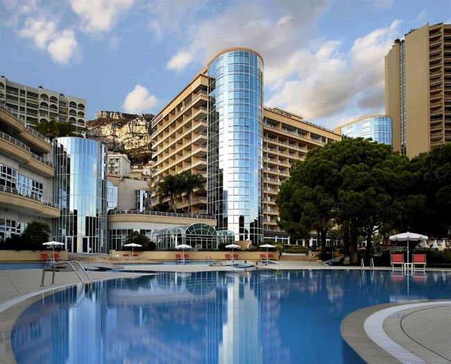 ル メリディアン ビーチ プラザ (Le Meridien Beach Plaza)